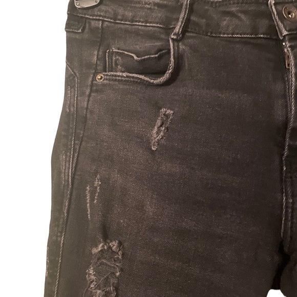 Zara Trafaluc Denimwear Mid Rise Distressed Black Wash Jeans Size 6 - Picture 6 of 9
